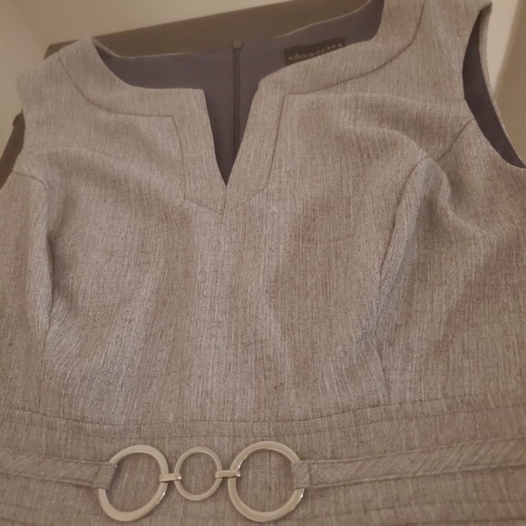 Wore once in perfect condition - Picture 4 of 5